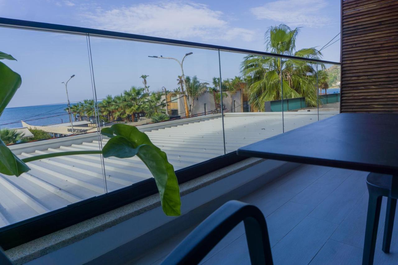 Hotel Morfeus Durrës 外观 照片