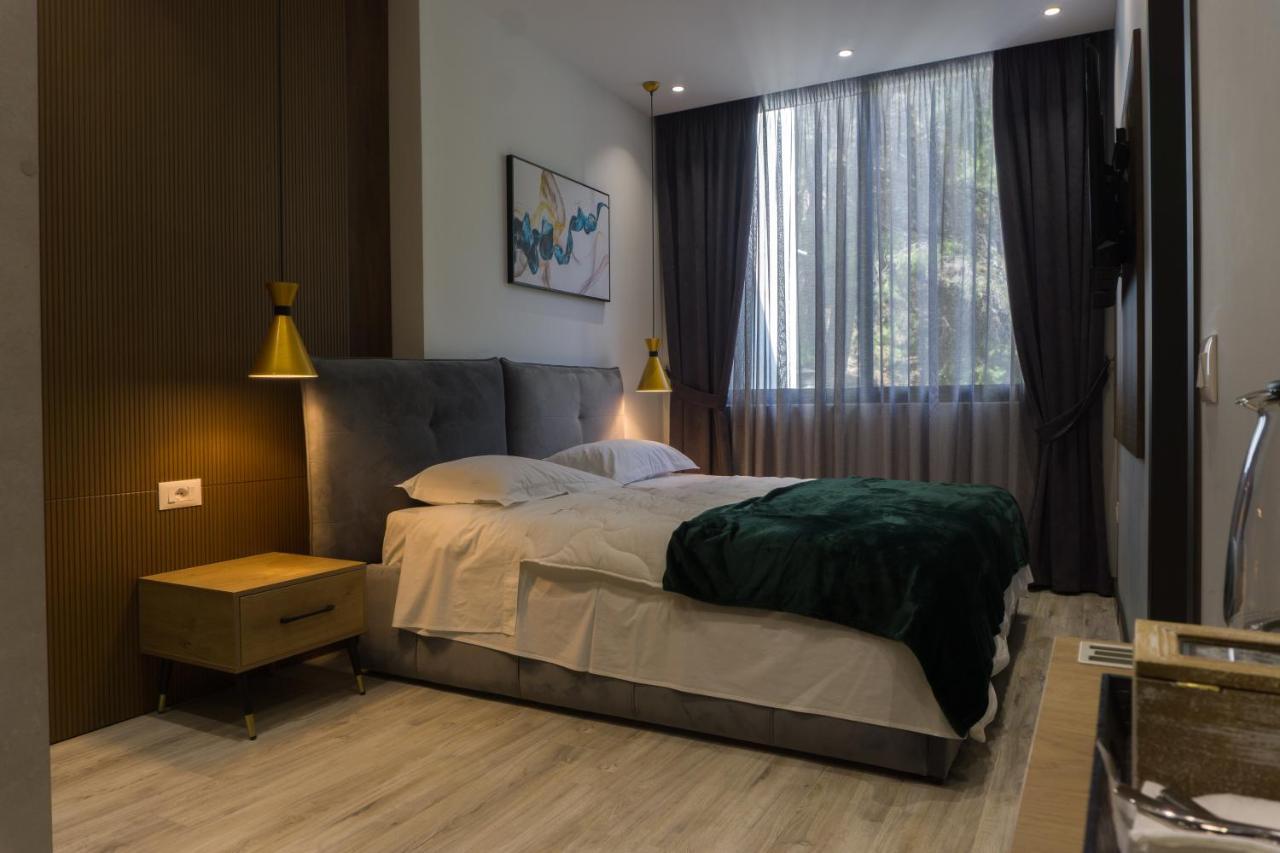 Hotel Morfeus Durrës 外观 照片
